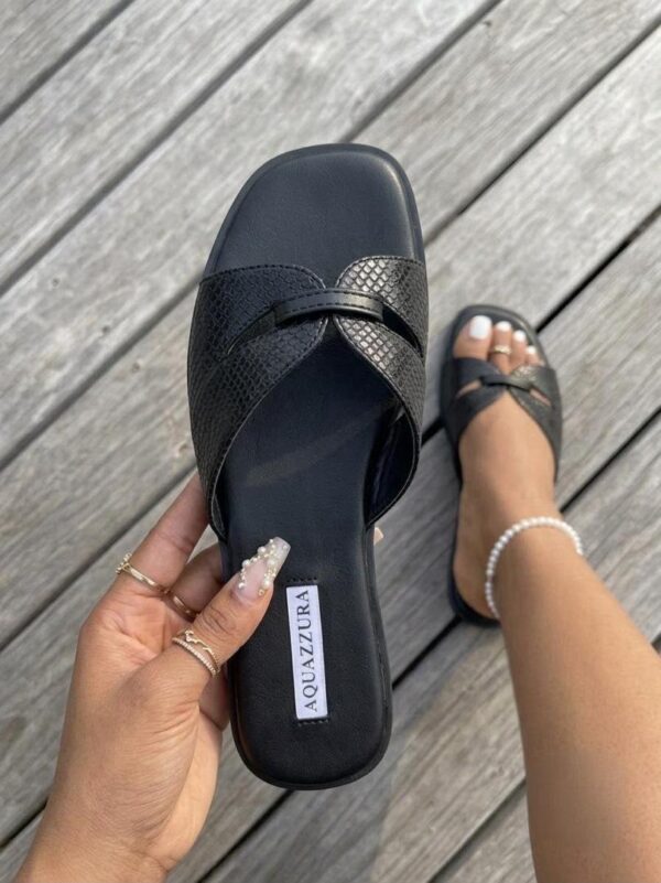 Ladies’ Fashion Slippers